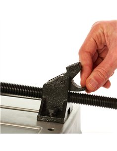 Fierastrau circular semistationar pentru debitare metal 2300 W - Milwaukee - CHS 355 - cod 4933411760 2