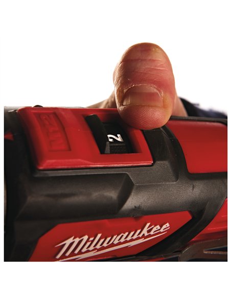 Masina de gaurit M12 subcompacta cu percutie - Milwaukee - M12 BPD-202C - cod 4933441940