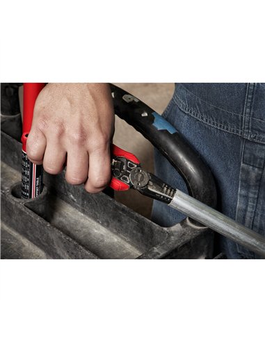 Clește dezizolare cabluri, 7 în 1 - Milwaukee - 7 in 1 Combination Plier - cod 4932478554