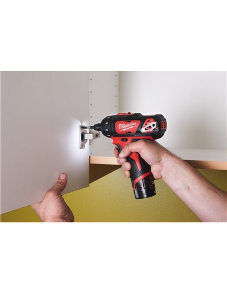 Mașină de înșurubat M12 subcompactă - Milwaukee - M12 BD-202C - cod 4933441900